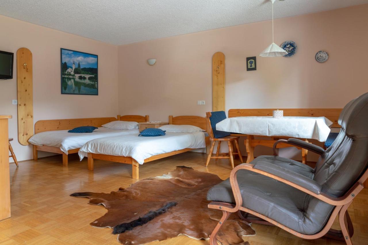 בוהין Apartments Maja By The River מראה חיצוני תמונה
