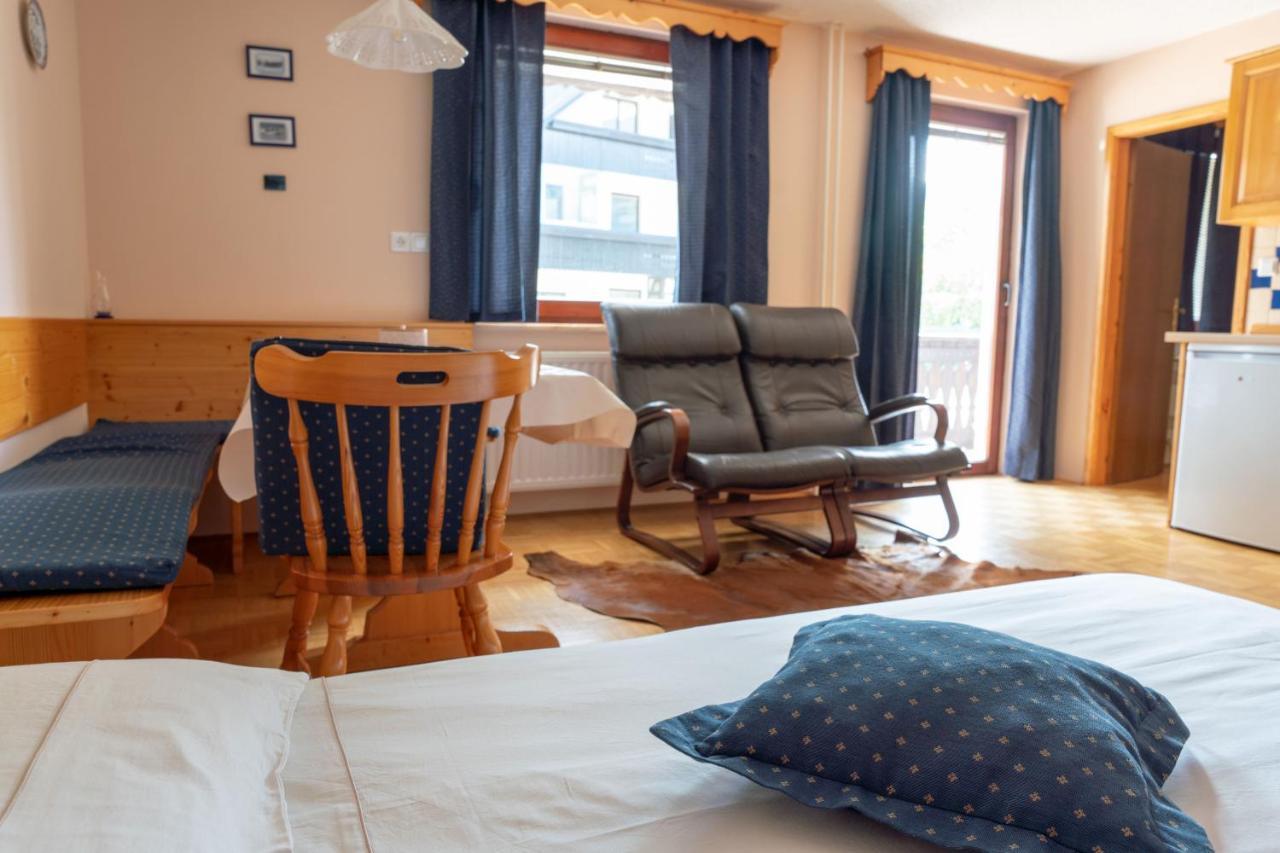 בוהין Apartments Maja By The River מראה חיצוני תמונה