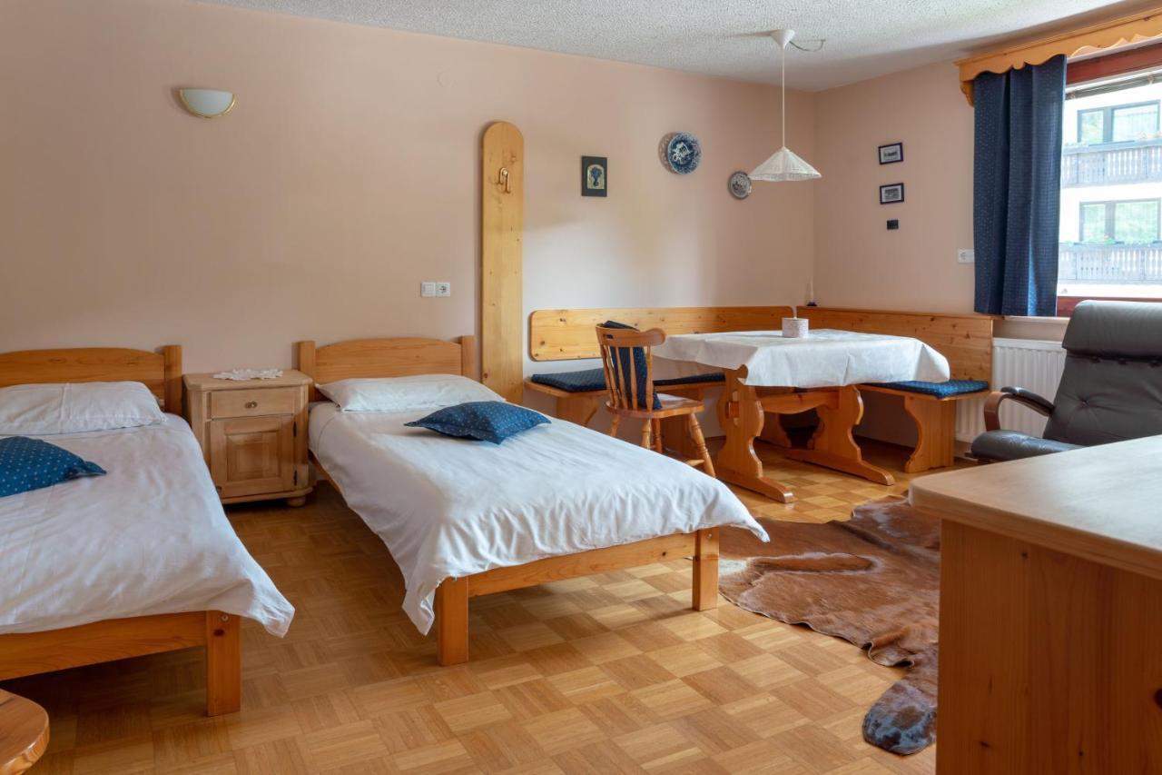 בוהין Apartments Maja By The River מראה חיצוני תמונה